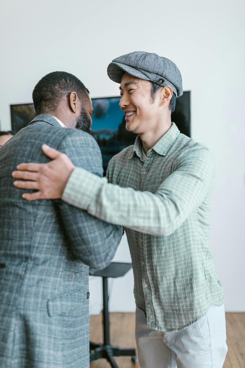 happy handshake-867fc0f9e651411ca148141a097c821c.jpg happy handshake